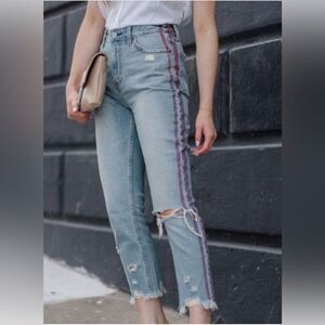 Abercrombie & Fitch Annie High Rise Girlfriend‎ Cropped Raw Hem Jeans Size 27/4s